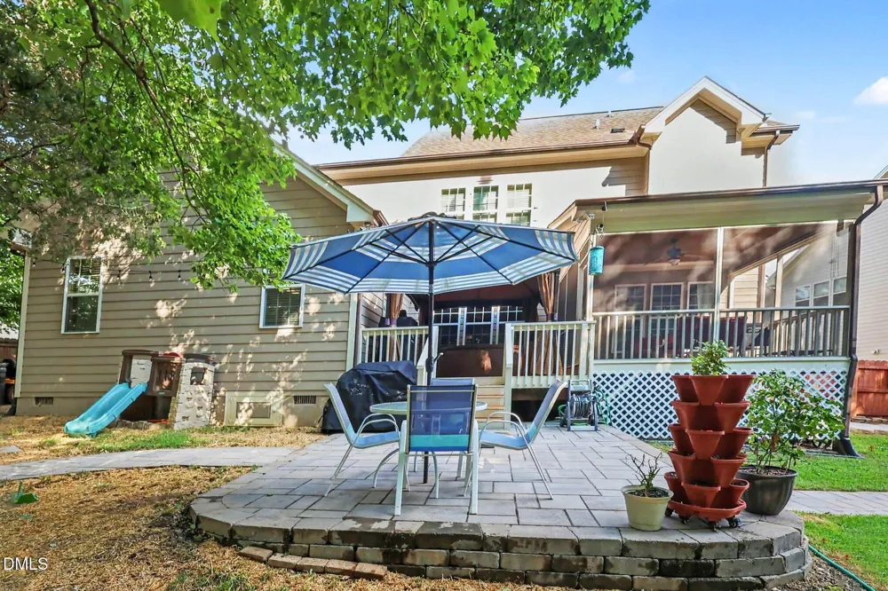 1113 Hollymont Drive Holly Springs, NC 27540