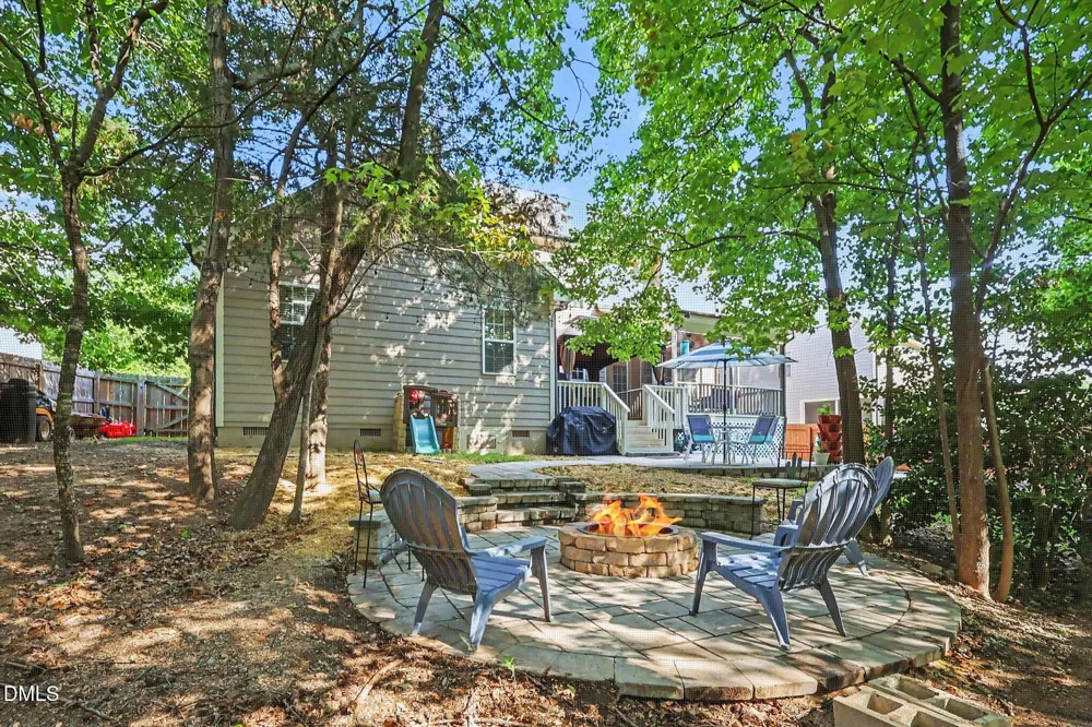 1113 Hollymont Drive Holly Springs, NC 27540