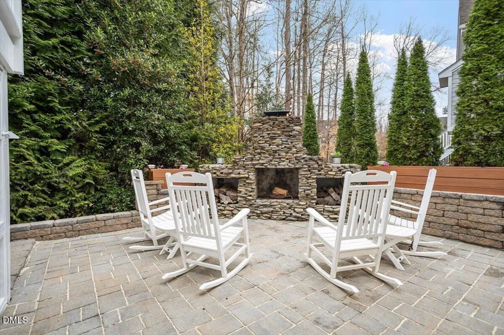 405 Jewell Drive Chapel Hill, NC 27516
