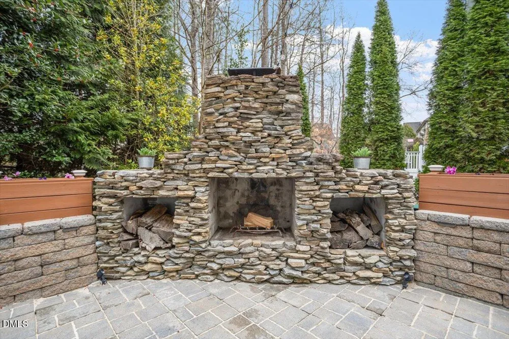 405 Jewell Drive Chapel Hill, NC 27516