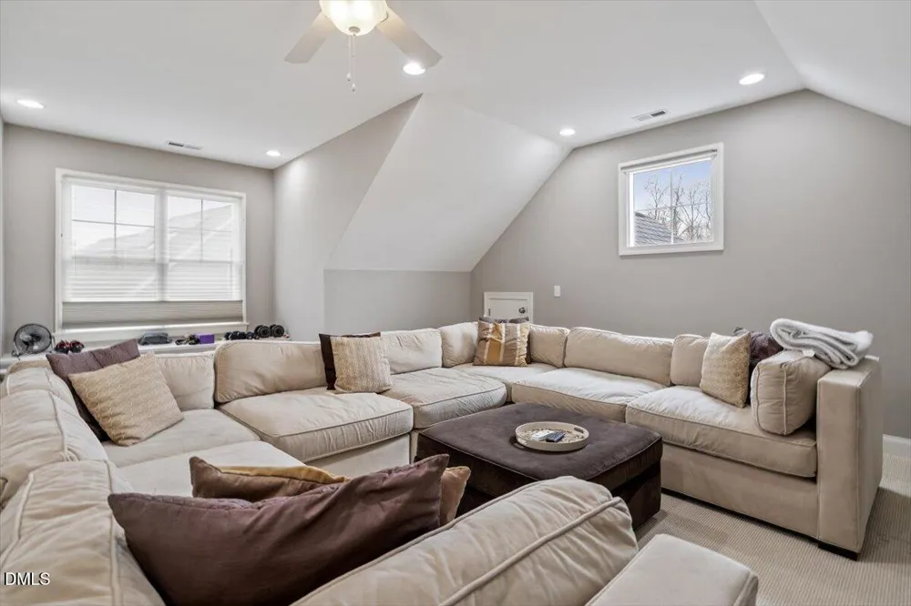 405 Jewell Drive Chapel Hill, NC 27516