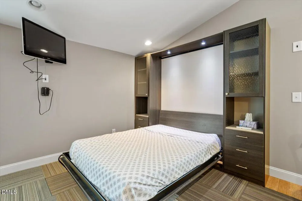 405 Jewell Drive Chapel Hill, NC 27516