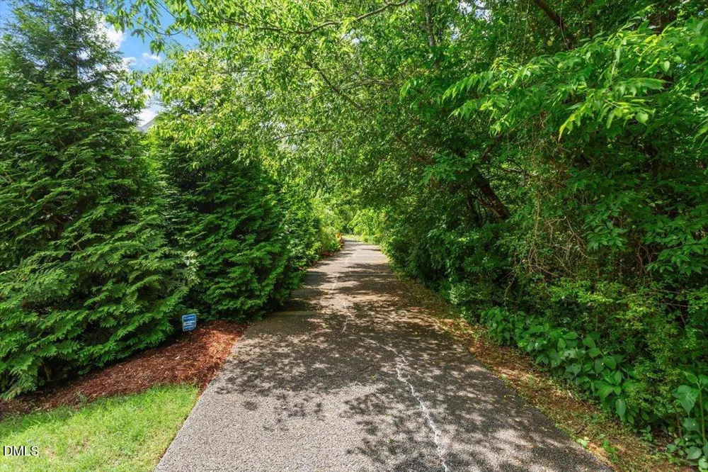 405 Jewell Drive Chapel Hill, NC 27516