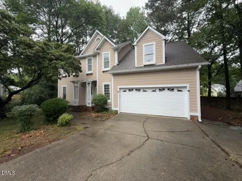 102 Longstock Court
