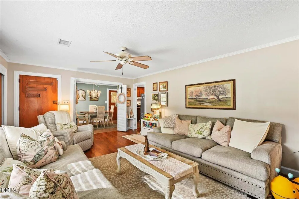 206 E Main Street Micro, NC 27555
