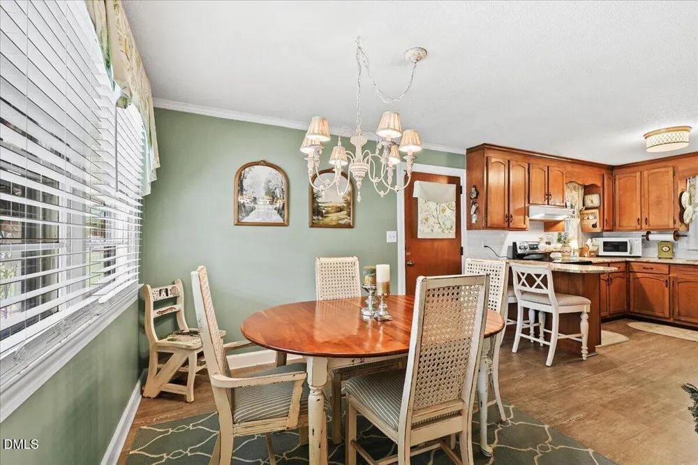 206 E Main Street Micro, NC 27555
