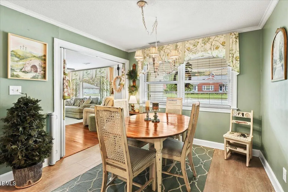 206 E Main Street Micro, NC 27555