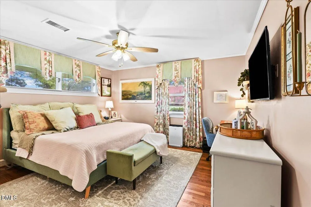206 E Main Street Micro, NC 27555