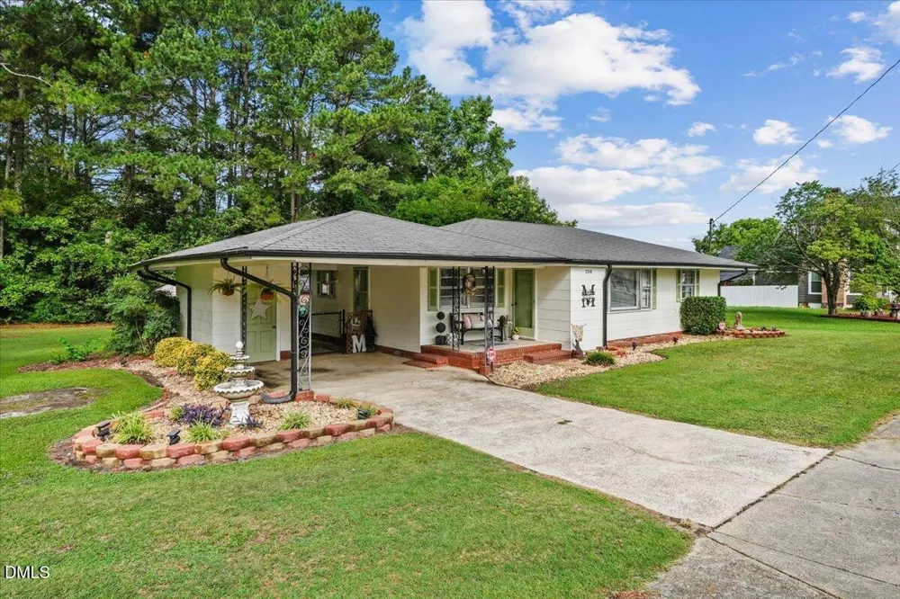 206 E Main Street Micro, NC 27555