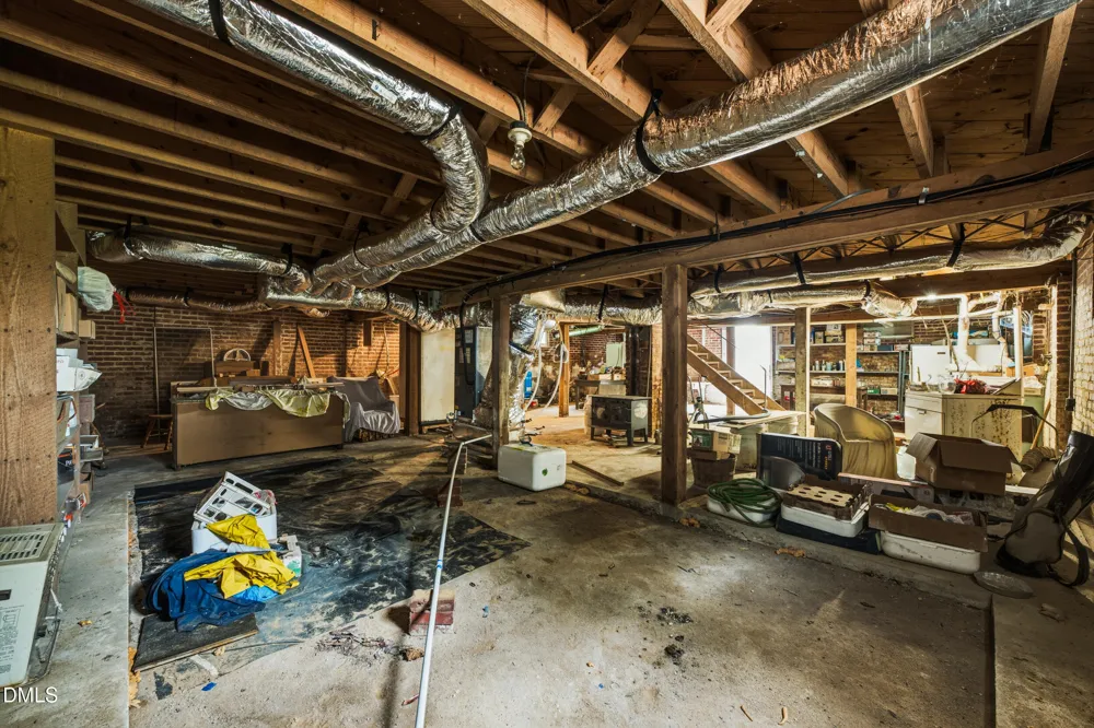 7388 Old 421 Road Liberty, NC 27298