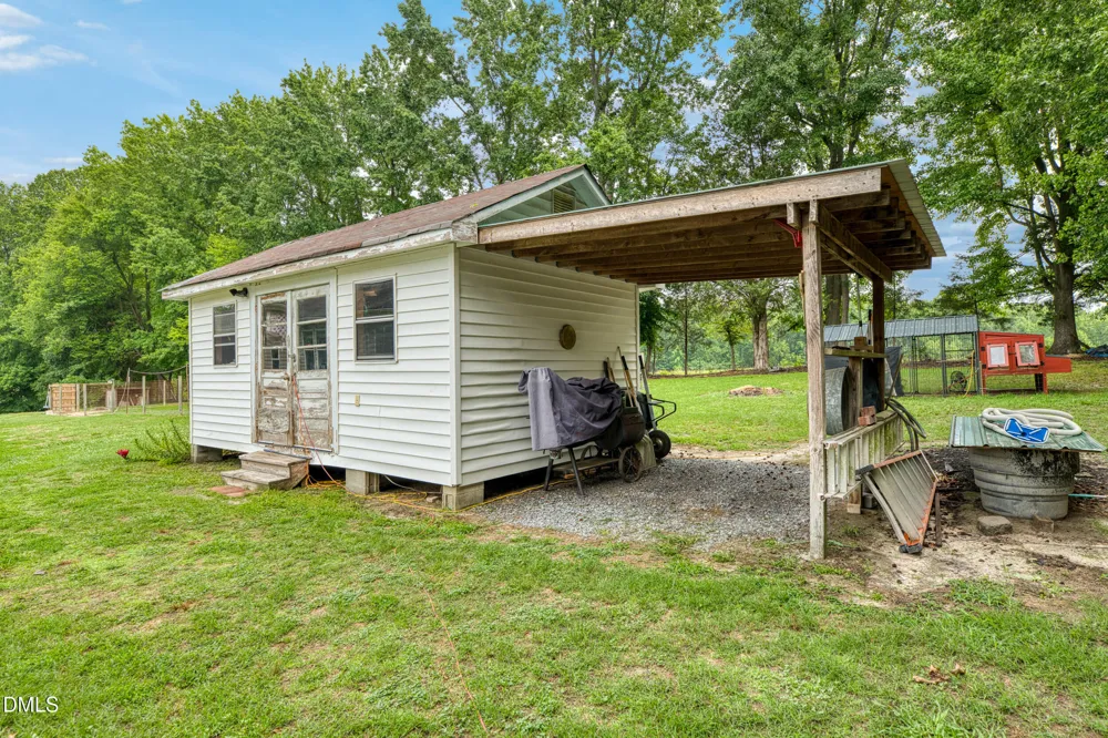 7388 Old 421 Road Liberty, NC 27298