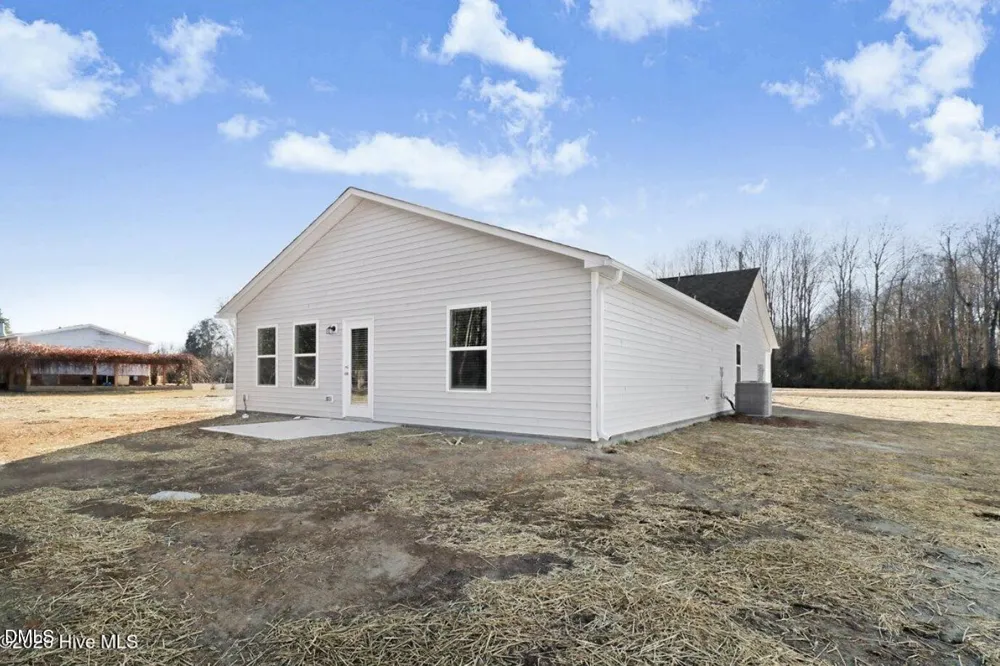 11455 Red Bud Road Castalia, NC 27816