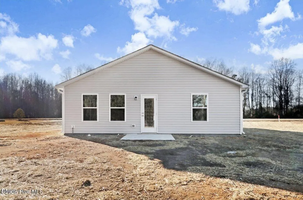 11455 Red Bud Road Castalia, NC 27816
