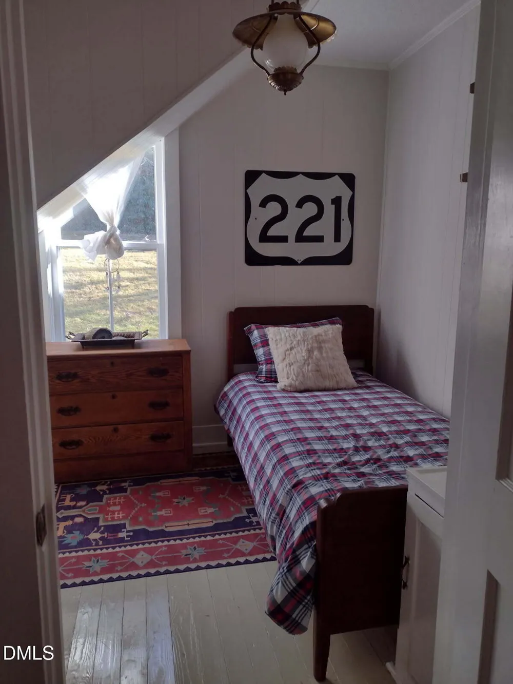 659 Chestnut Grove Road Spruce Pine, NC 28777