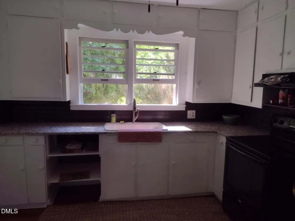 659 Chestnut Grove Road Spruce Pine, NC 28777