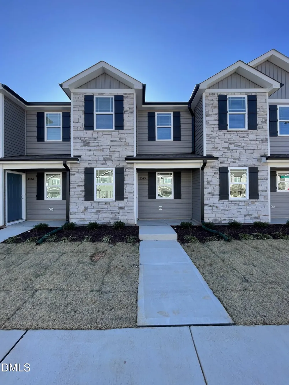 1045 Peony Lane Youngsville, NC 27596