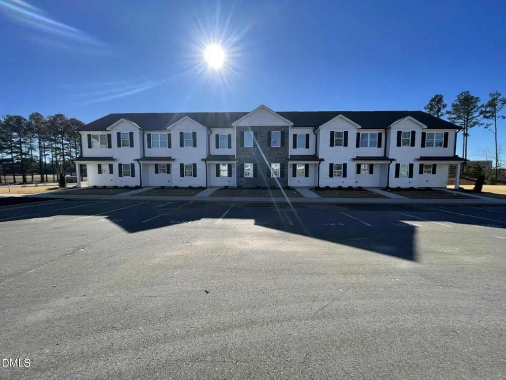 1023 Peony Lane Youngsville, NC 27596