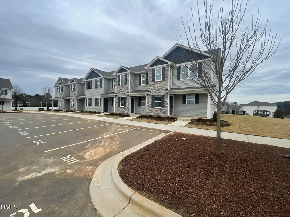 1007 Peony Lane Youngsville, NC 27596