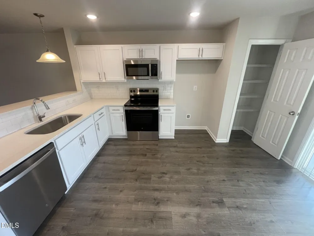 1007 Peony Lane Youngsville, NC 27596