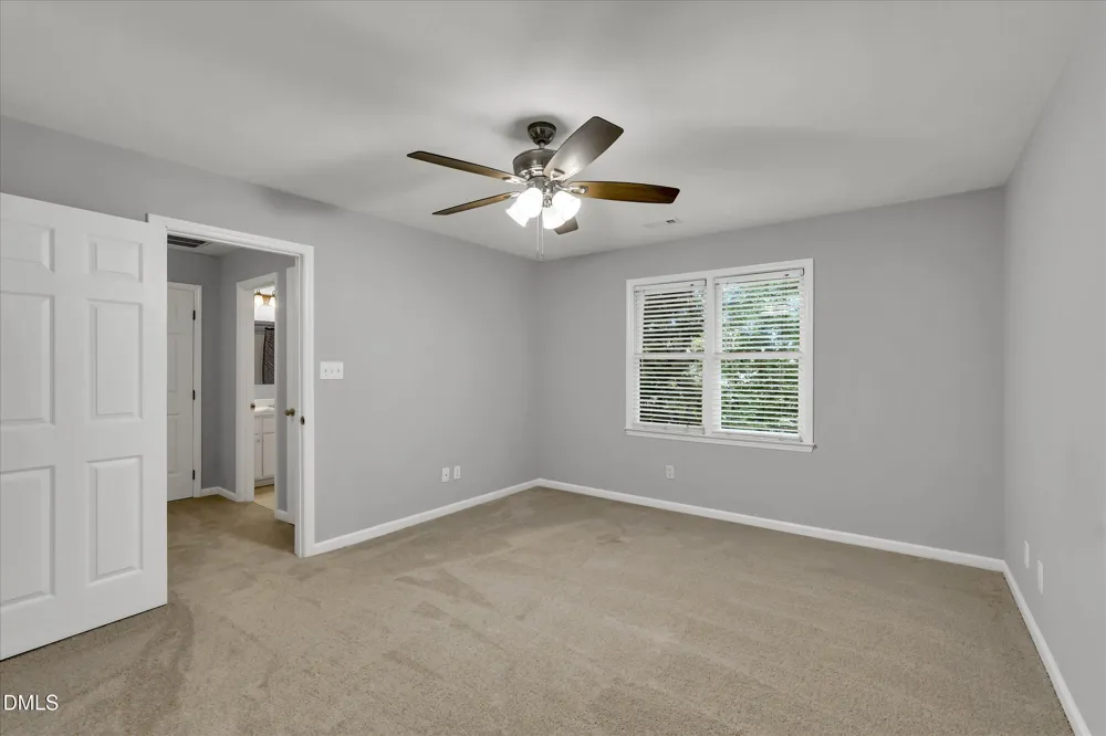 912 Stable Ridge Drive Holly Springs, NC 27540