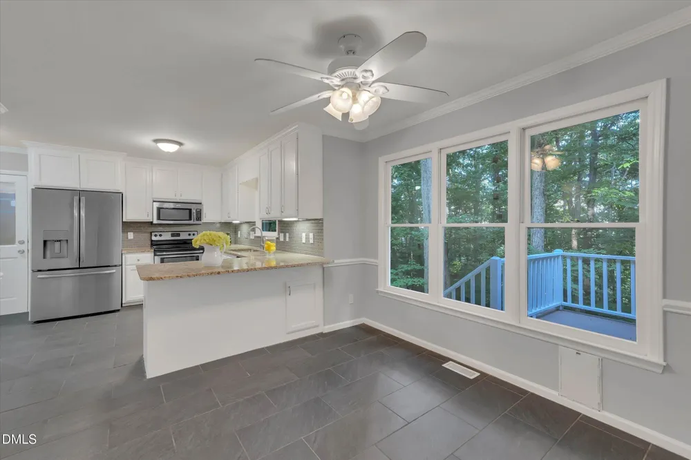 912 Stable Ridge Drive Holly Springs, NC 27540