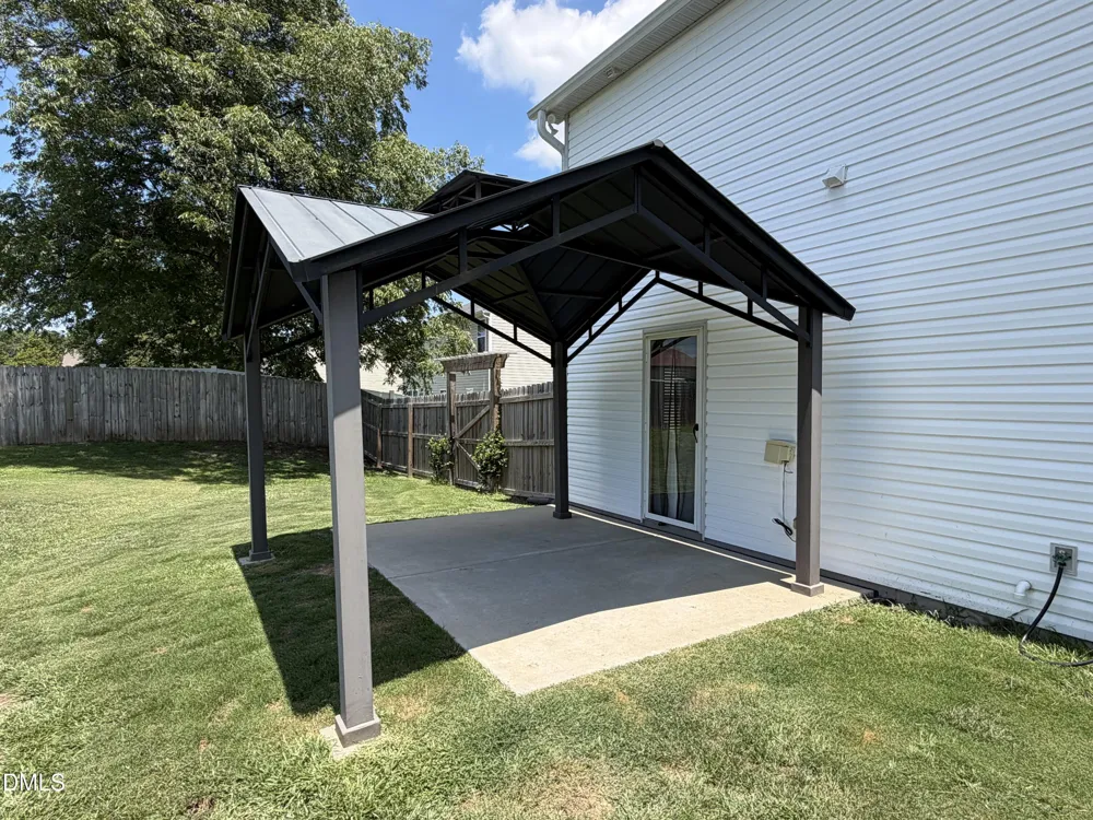 109 Larksdale Cove Benson, NC 27504