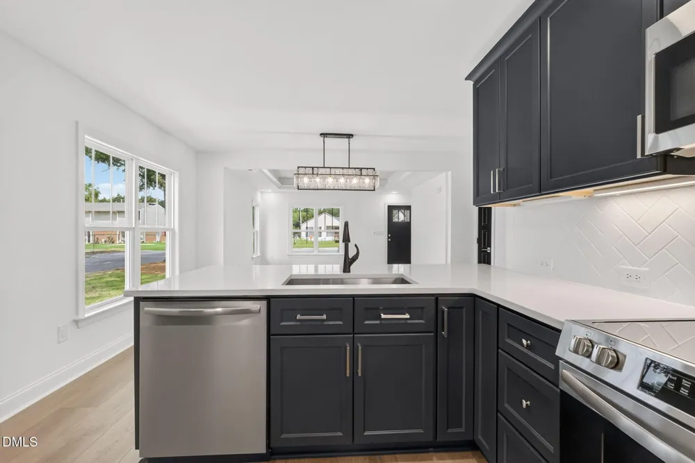 711 S Ellis Avenue Dunn, NC 28334