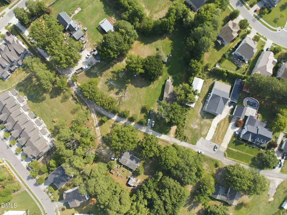 5911 Family Farm Road Morrisville, NC 27560