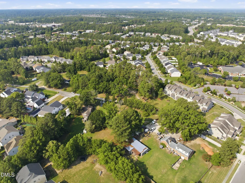 5911 Family Farm Road Morrisville, NC 27560