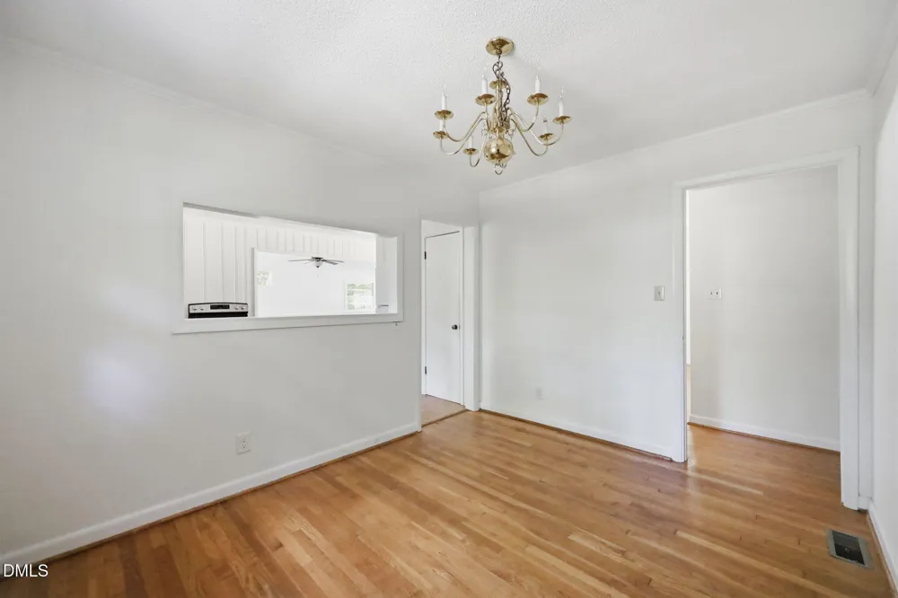 139 Windsor Circle Chapel Hill, NC 27516