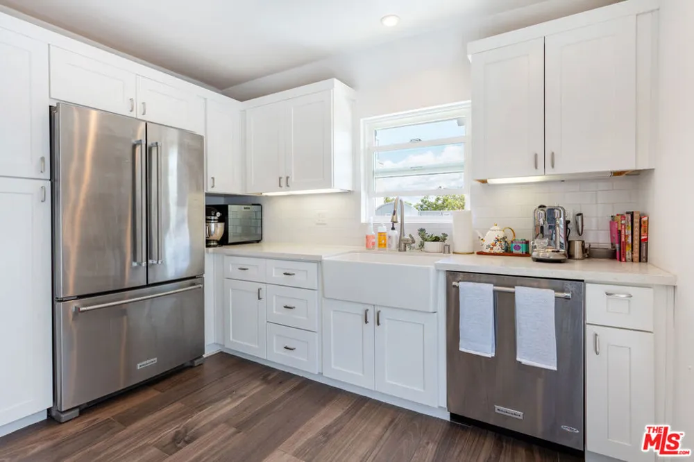 444 S ROXBURY DRIVE #B Beverly Hills, CA 90212