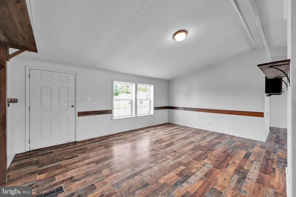 106 SILVER WIND CT S Lancaster, PA 17603