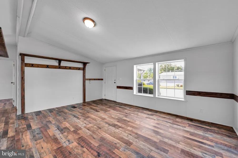106 SILVER WIND CT S Lancaster, PA 17603