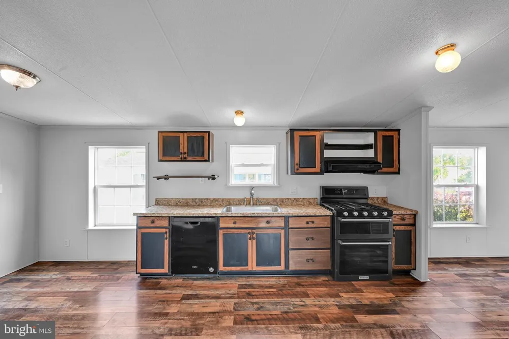 106 SILVER WIND CT S Lancaster, PA 17603