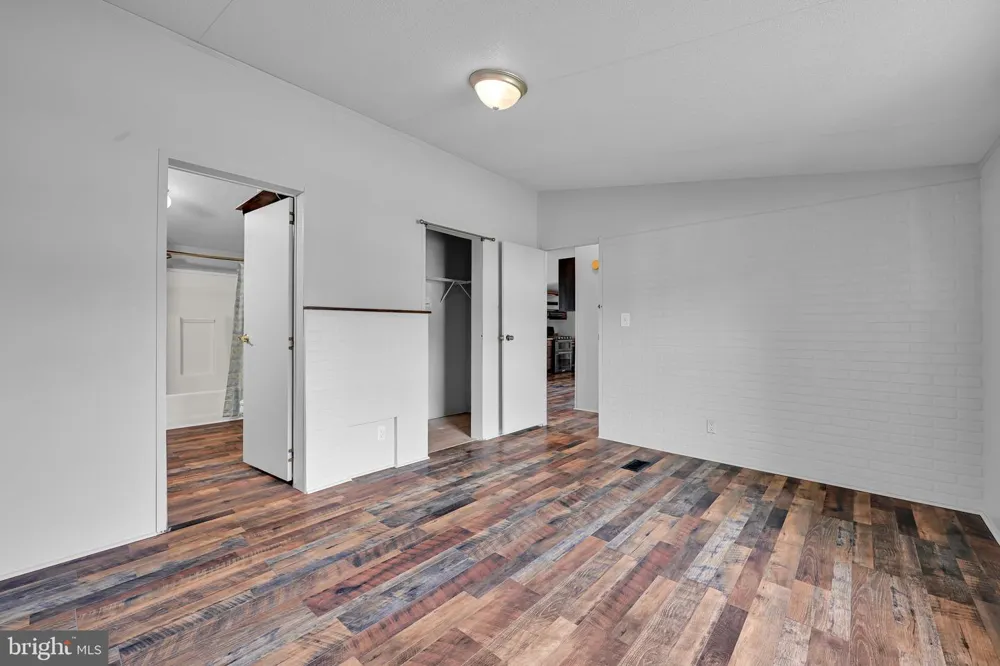 106 SILVER WIND CT S Lancaster, PA 17603