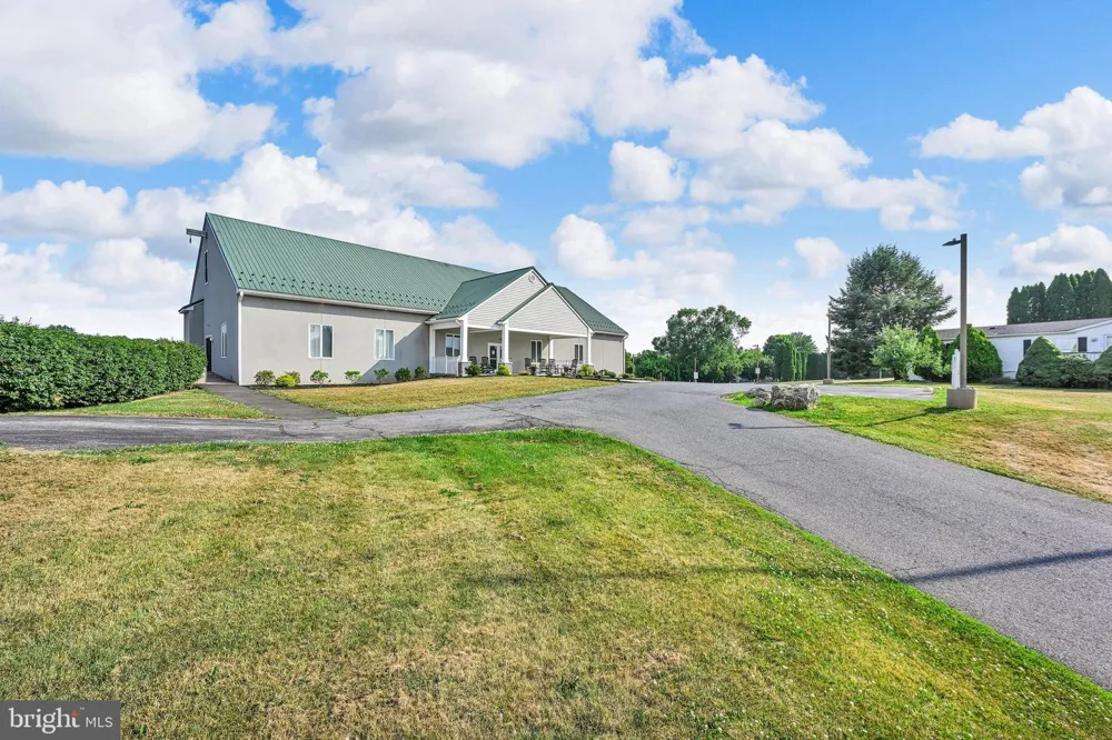 106 SILVER WIND CT S Lancaster, PA 17603