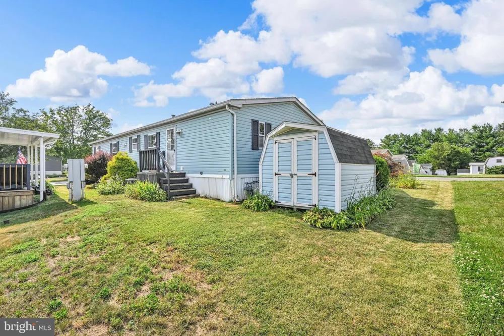 106 SILVER WIND CT S Lancaster, PA 17603