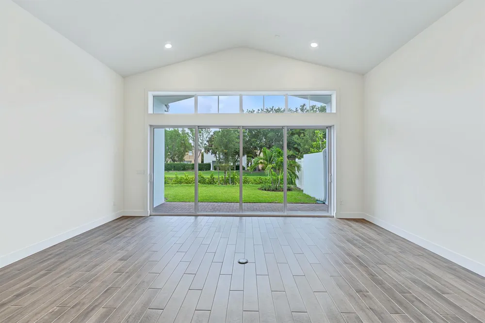 146 Parkside Way #12 Royal Palm Beach, FL 33414