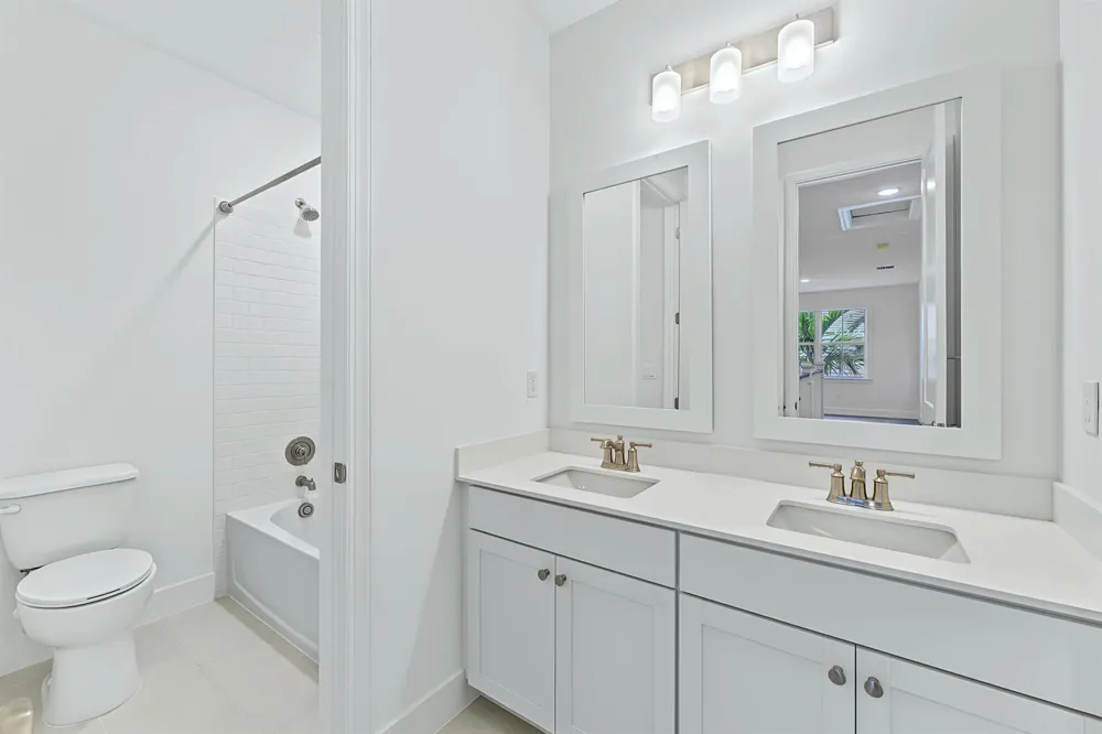 146 Parkside Way #12 Royal Palm Beach, FL 33414