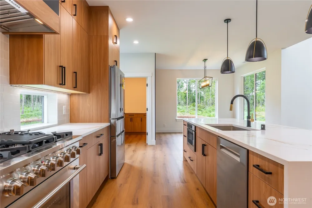781 W Clear lake Drive Shelton, WA 98584