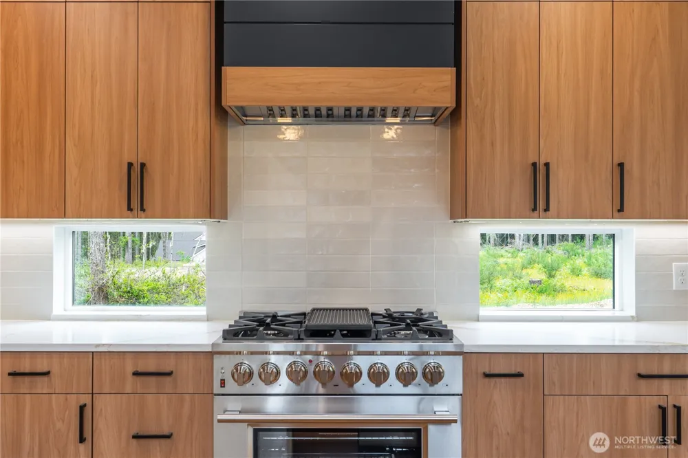 781 W Clear lake Drive Shelton, WA 98584