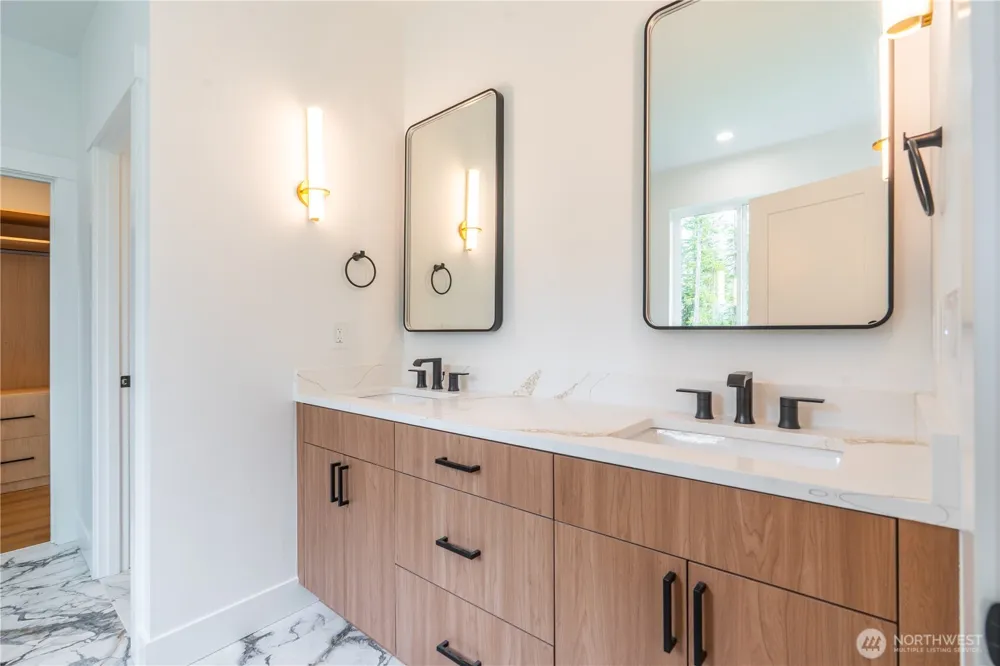 781 W Clear lake Drive Shelton, WA 98584