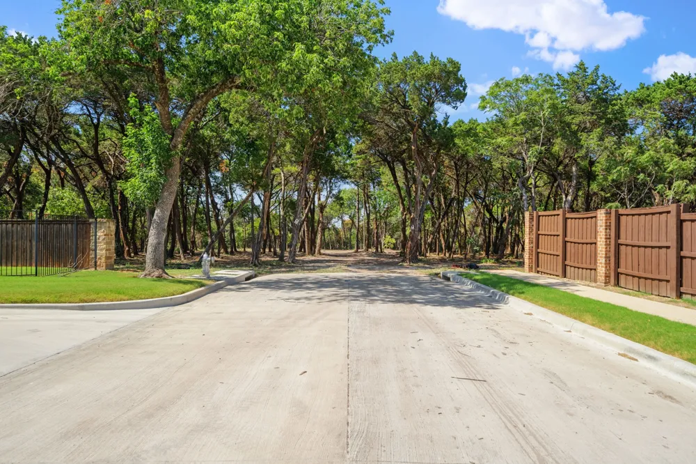 600 W Fm 1382 Cedar Hill, TX 75104