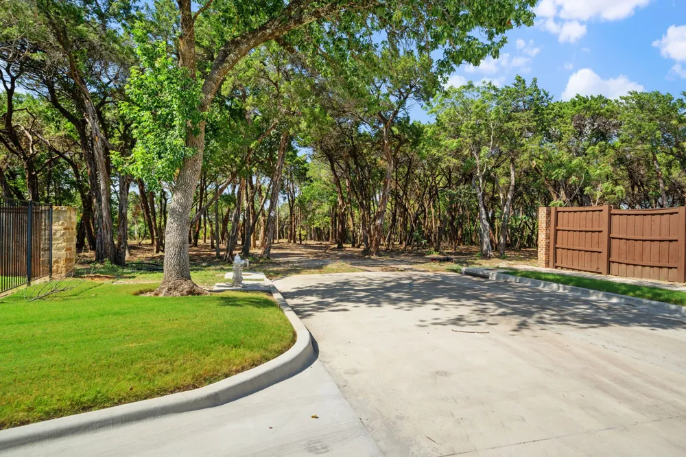600 W Fm 1382 Cedar Hill, TX 75104