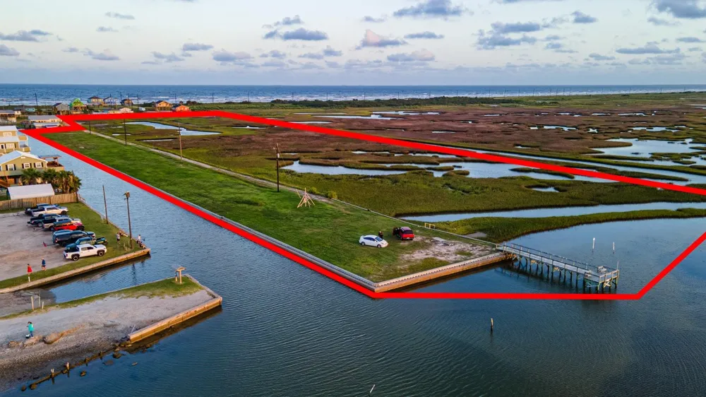 S Ainsworth Street Freeport, TX 77541