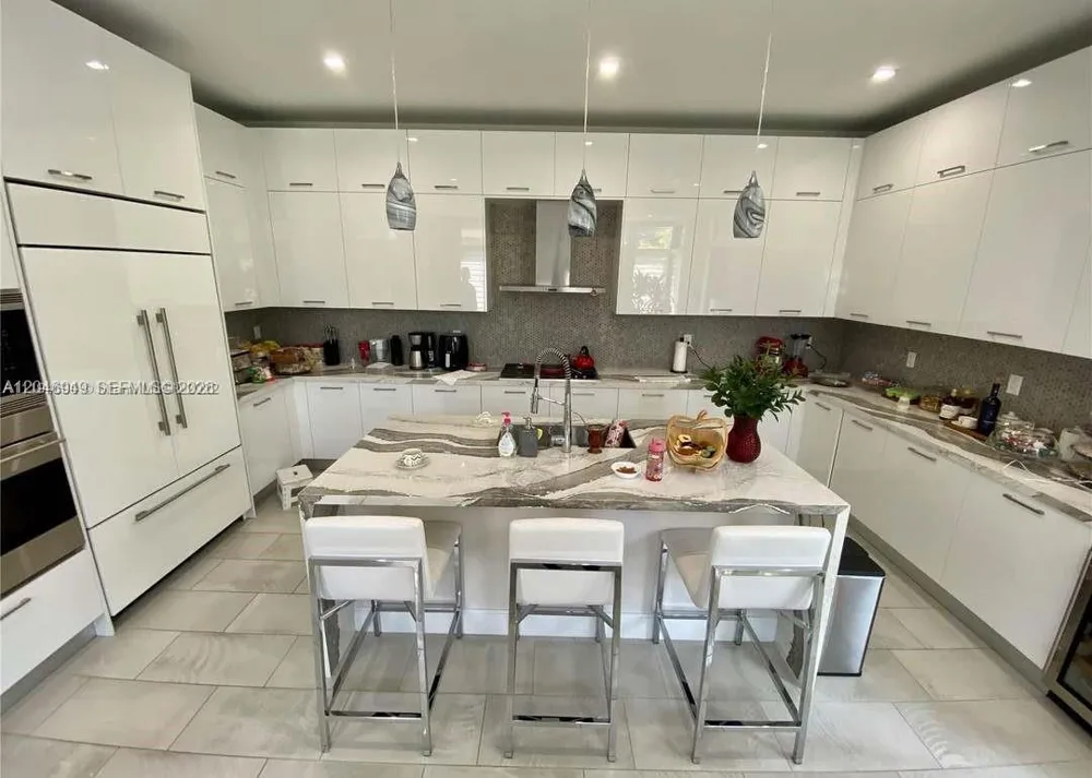 8256 NW 48th ter Doral, FL 33166