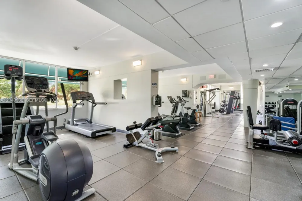 888 Brickell Key Dr #2610 Miami, FL 33131