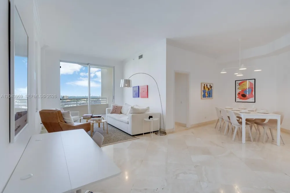 888 Brickell Key Dr #2610 Miami, FL 33131