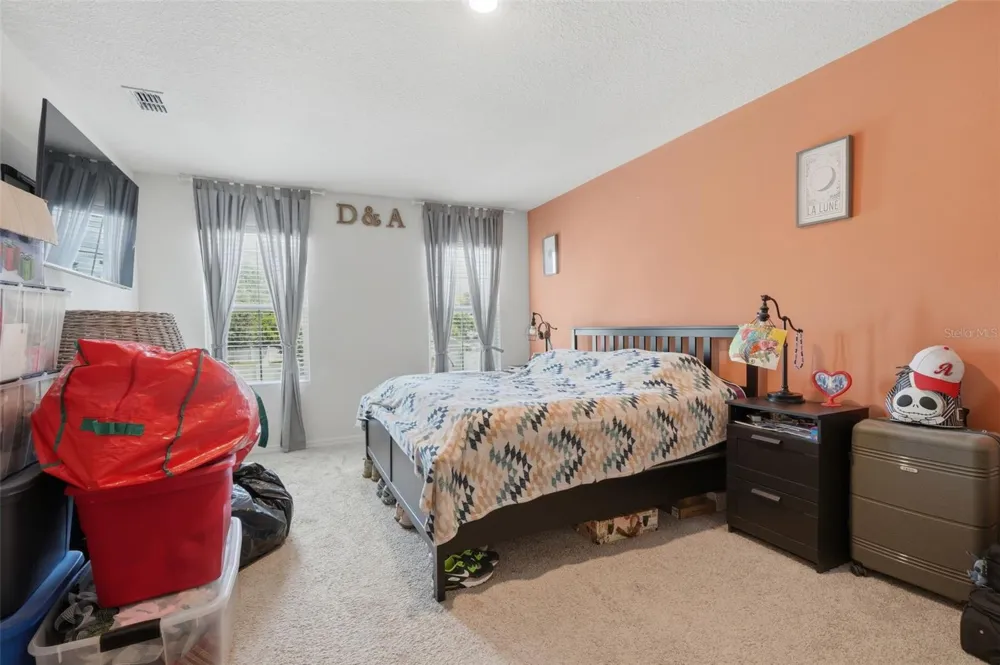 2609 GRAND CENTRAL AVENUE Tavares, FL 32778
