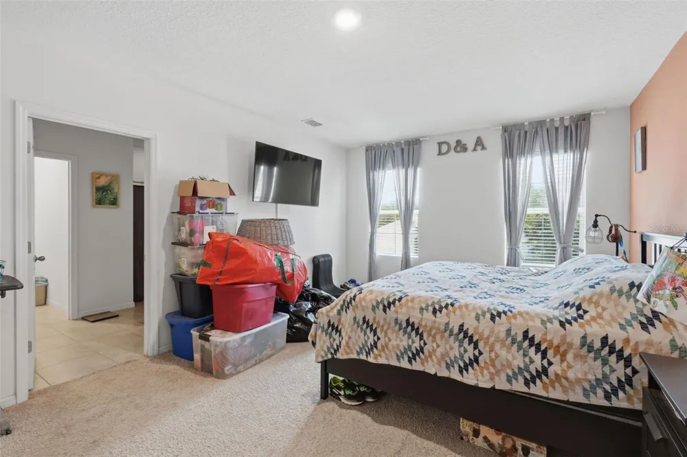 2609 GRAND CENTRAL AVENUE Tavares, FL 32778